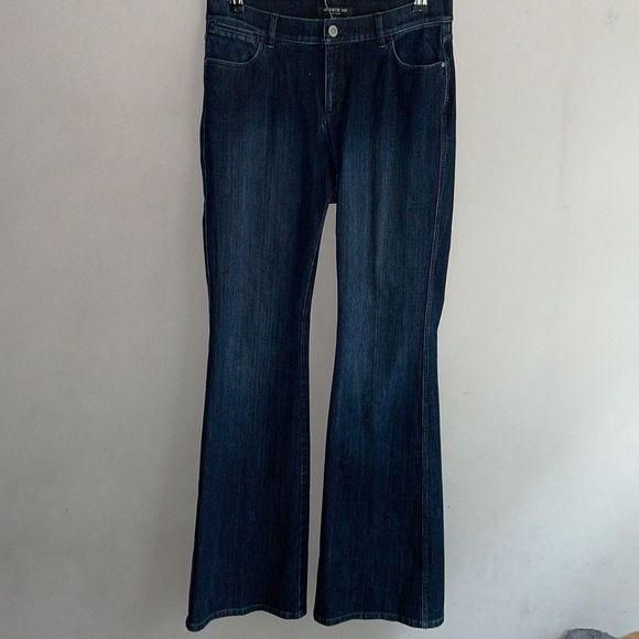 Lafayette 148 New York Mid Rise Flared Blue Jeans, size 4 - Picture 1 of 8